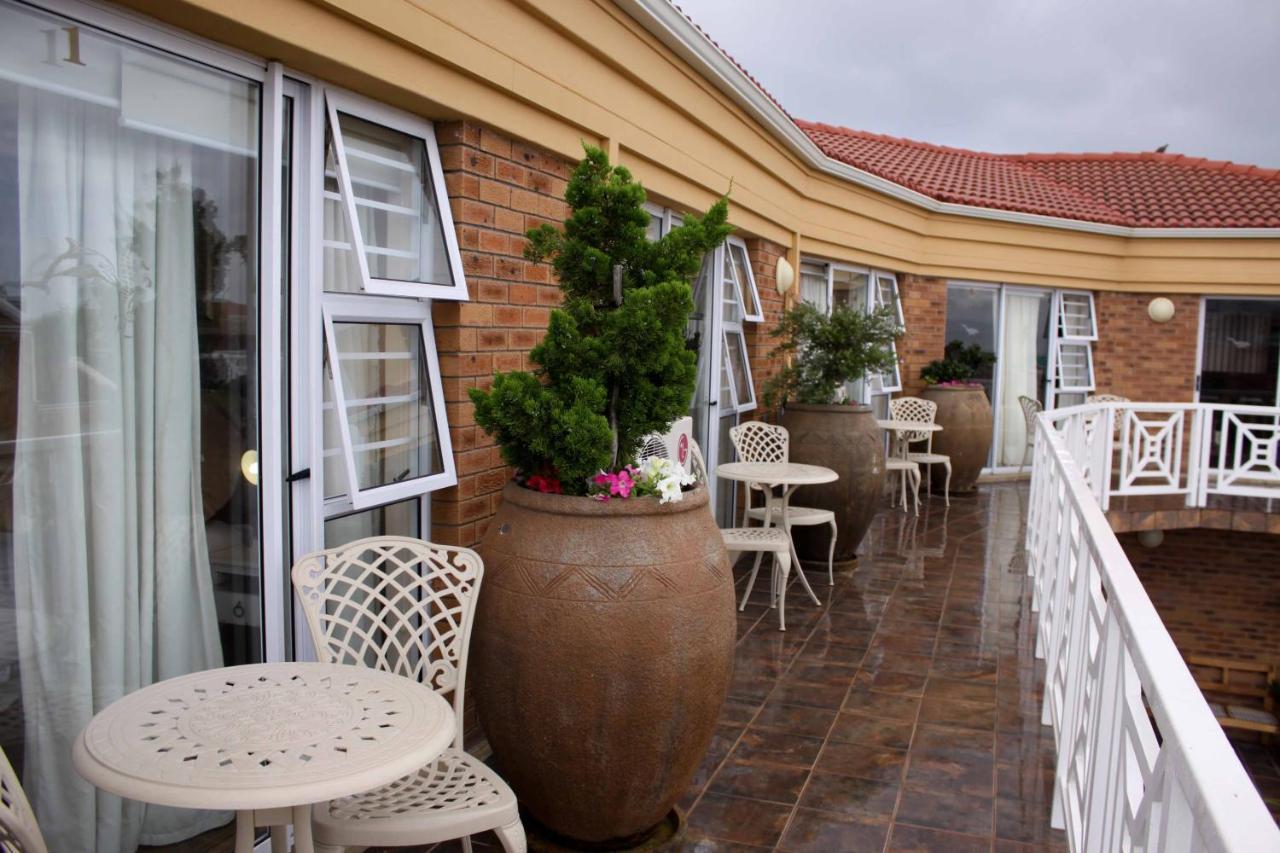 Blougans B&B Gansbaai Exterior foto